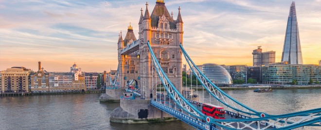  Ultimate Guide to Traveling Alone to London: Tips and Experiences for Solo Travelers